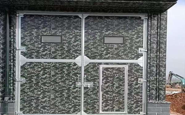 咸阳工业平开门