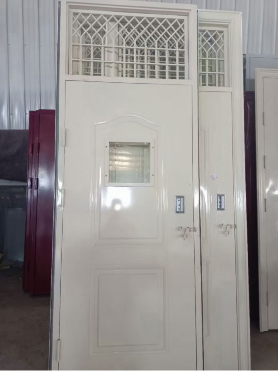 咸阳学校教室门